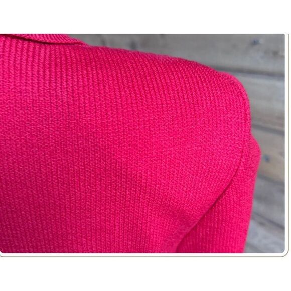 St. John Collection Red Short & Top Knit Set *note - Picture 7 of 12